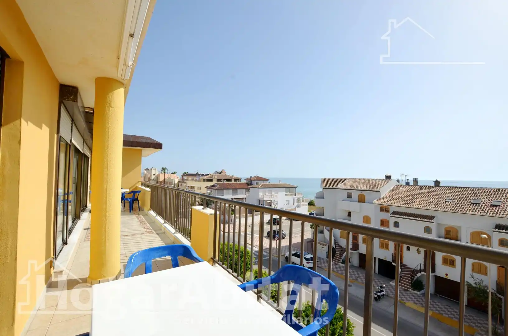 Exterior view of Attic for sale in Tavernes de la Valldigna  with Terrace, Storage room and Furnished