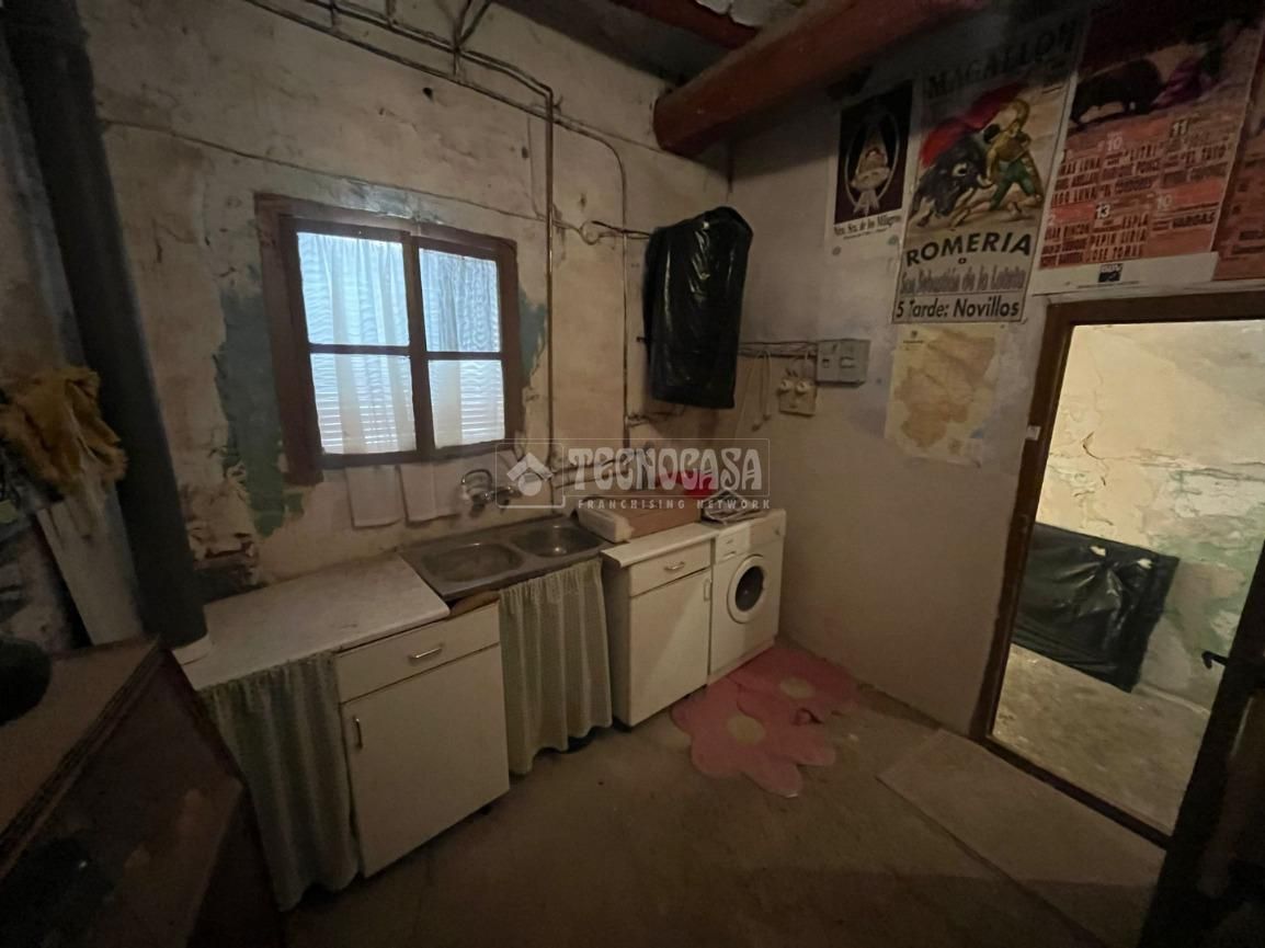 Casa adosada en venda en Magallón amb Aire condicionat