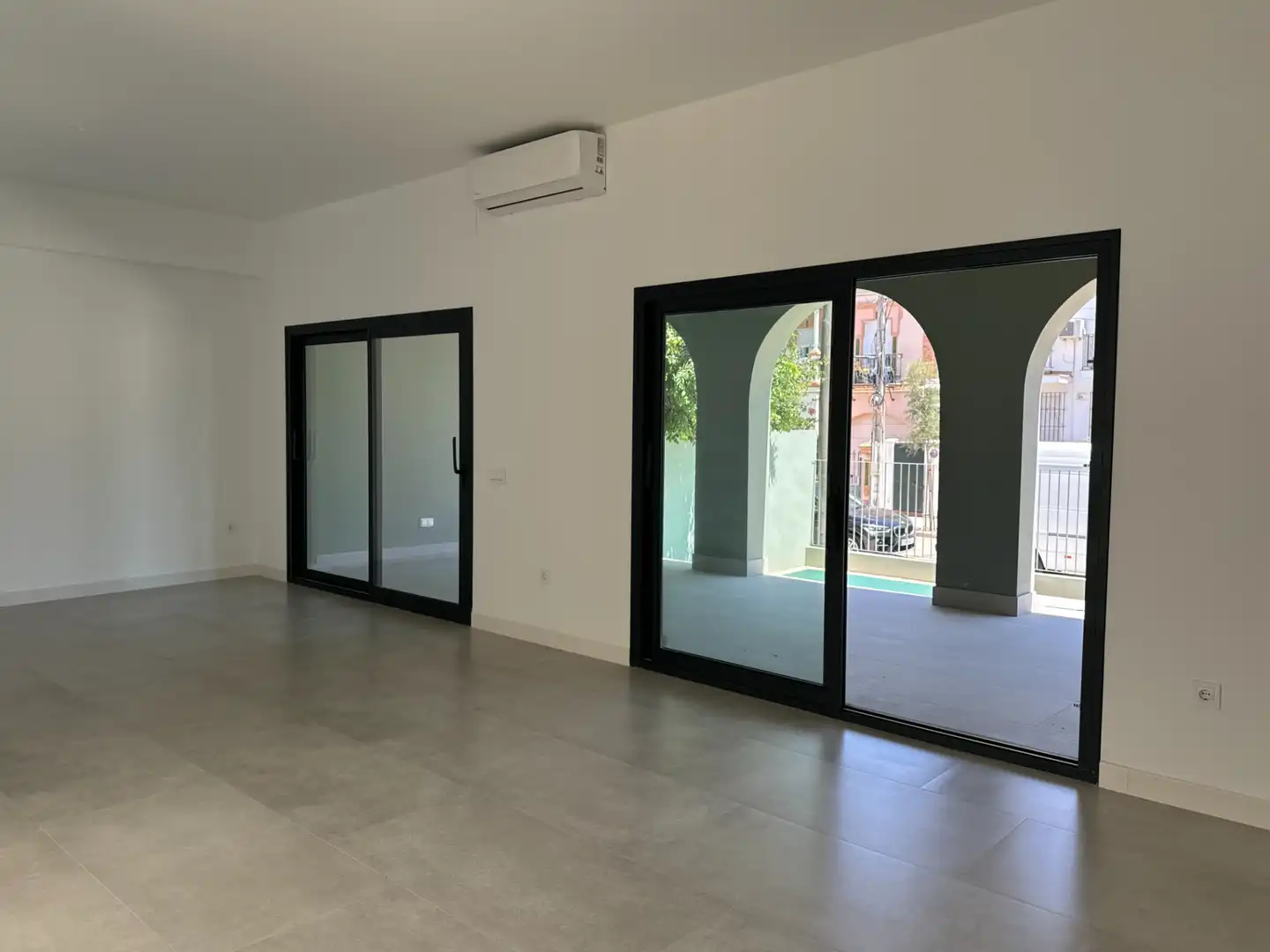 Ground floor for sale in Calle Rodrigo de Triana, 1, Centro - Calzada - Cabo Noval