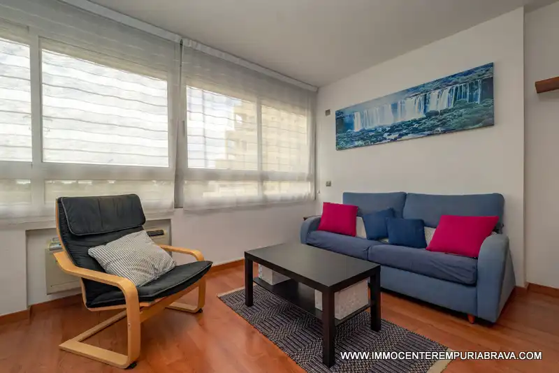 Vista exterior de Apartamento en venta en Empuriabrava