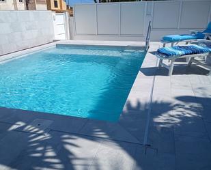 Piscina de Casa o xalet de lloguer en Pilar de la Horadada amb Aire condicionat, Calefacció i Jardí privat