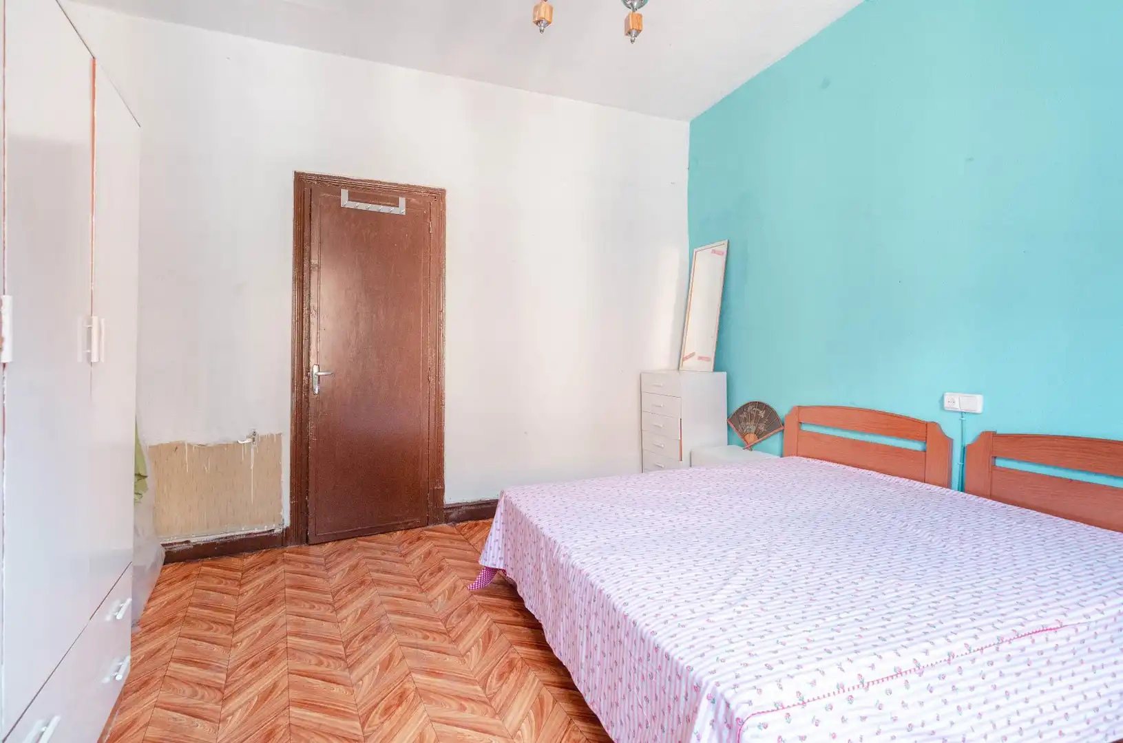 Bedroom of Flat for sale in Aller