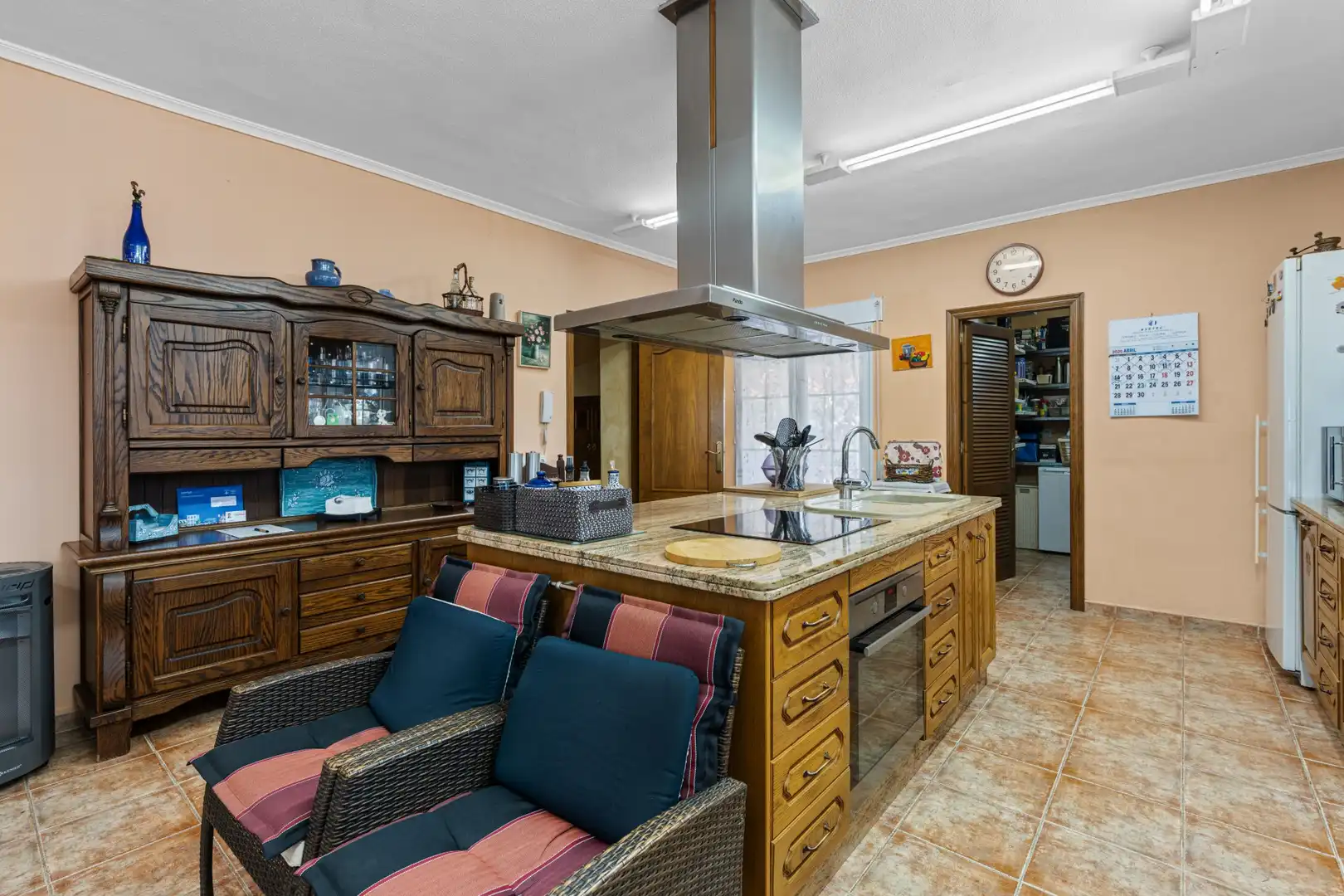 Cuina de Casa o xalet en venda en Elche / Elx amb Aire condicionat, Jardí privat i Terrassa