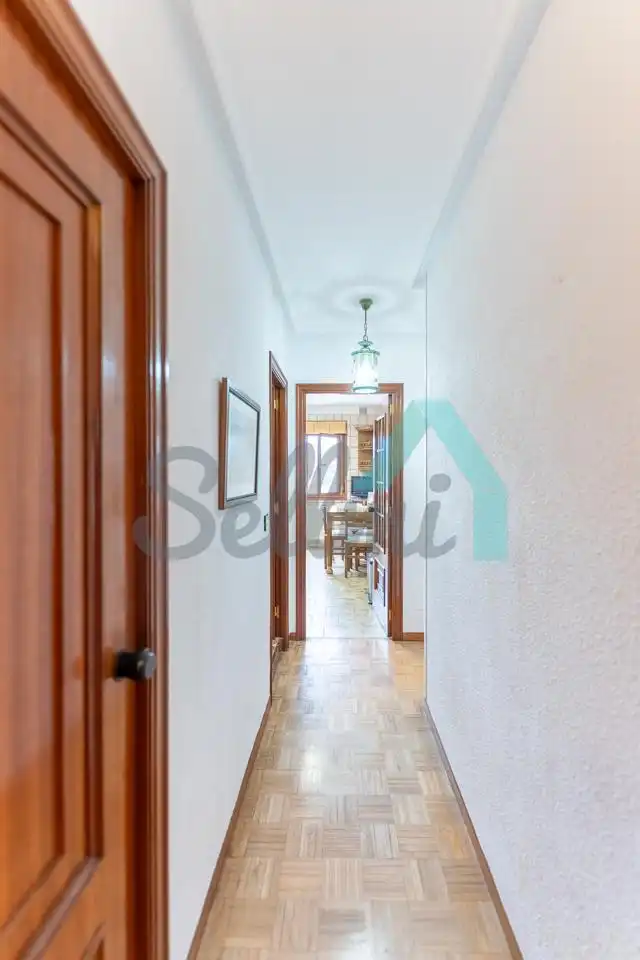 Flat for rent in Oviedo   with Heating, Parquet flooring and Furnished