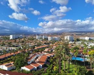 Exterior view of Attic for sale in San Bartolomé de Tirajana  with Air Conditioner, Terrace and Furnished