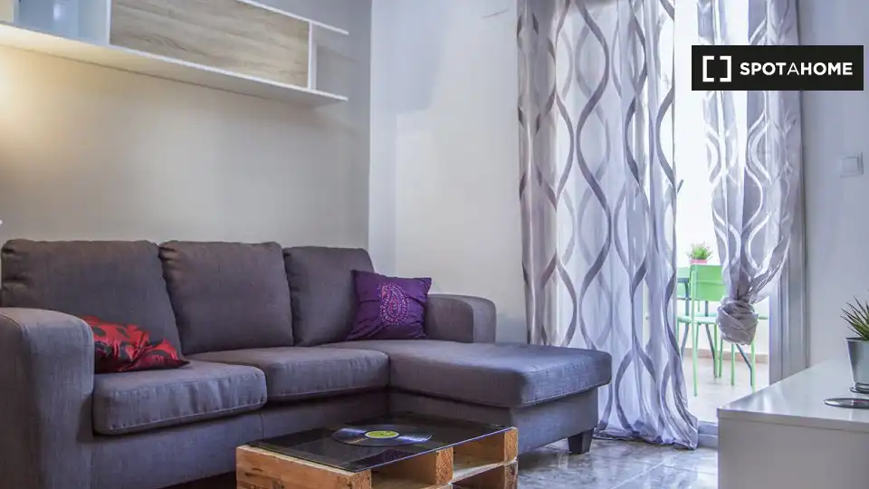 Appartamento con terrazza in affitto a Collblanc - La Torrassa, imagen 12