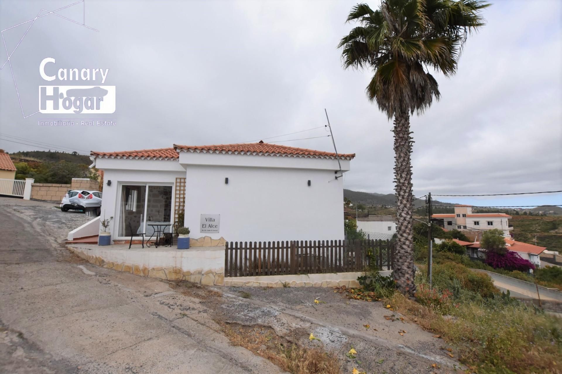 Vista exterior de Finca rústica en venda en San Miguel de Abona amb Aire condicionat, Calefacció i Jardí privat