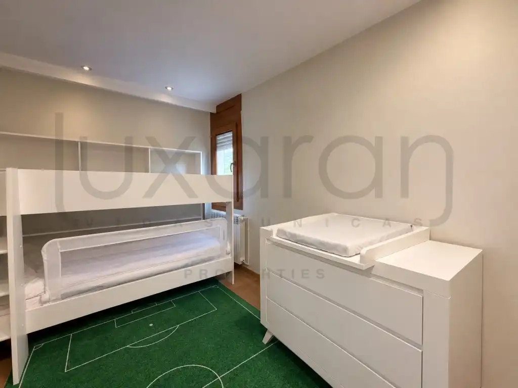 Apartamento con ascensor en venta en Plaza Pas D'Arro 22, imagen 11