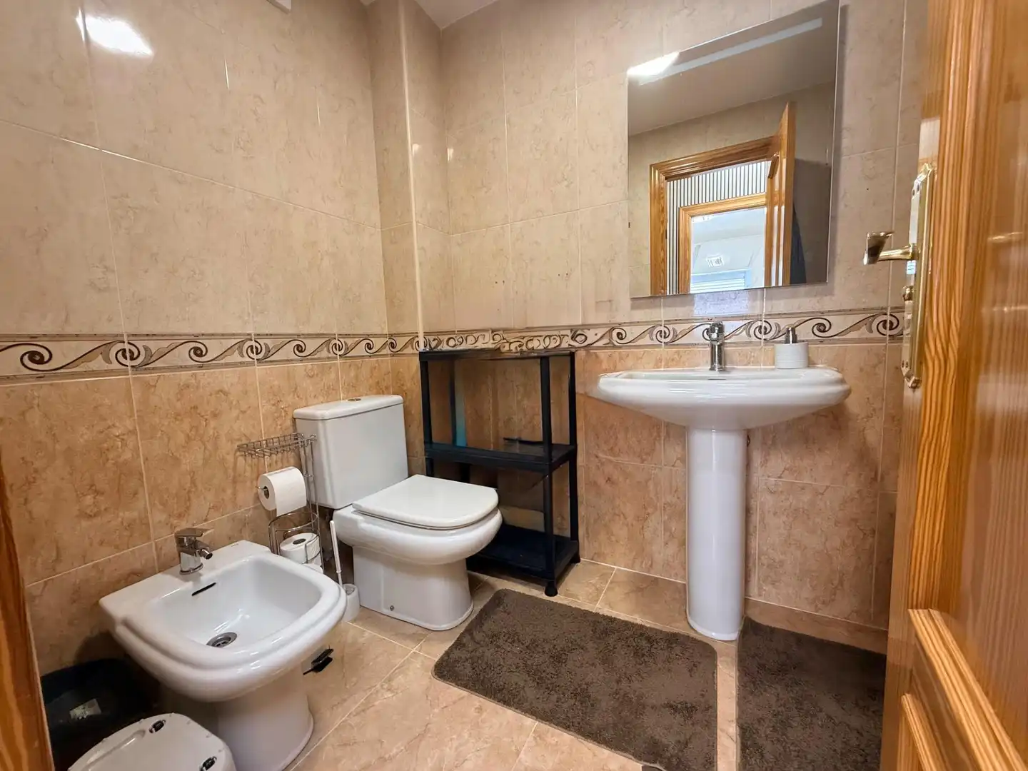 Baño de Piso en venta en Roquetas de Mar con Amueblado