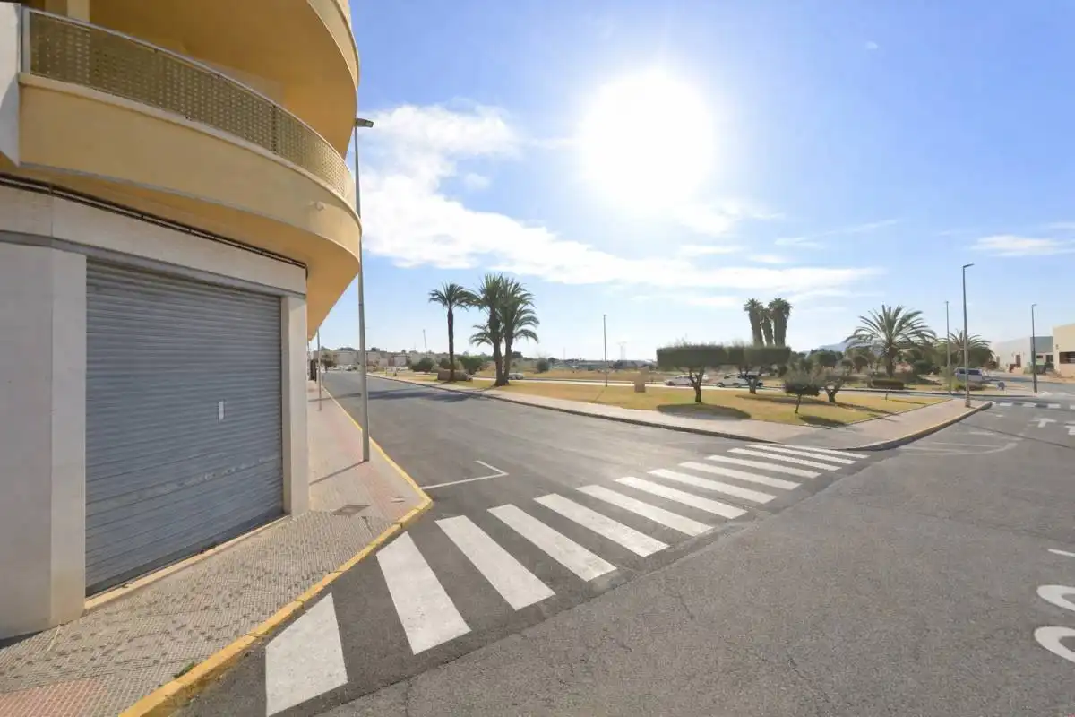 Locale commerciale in affitto a C. Extremadura, imagen 2
