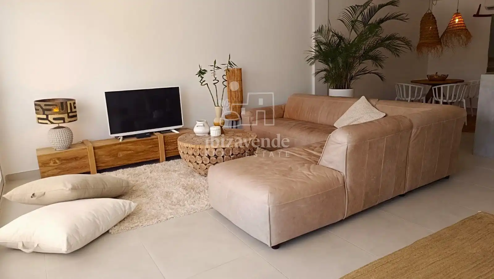 Sala d'estar de Casa adosada en venda en Santa Eulària des Riu amb Aire condicionat, Terrassa i Moblat