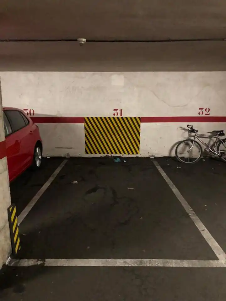Parkplatz zum Verkauf in Carrer del Sol