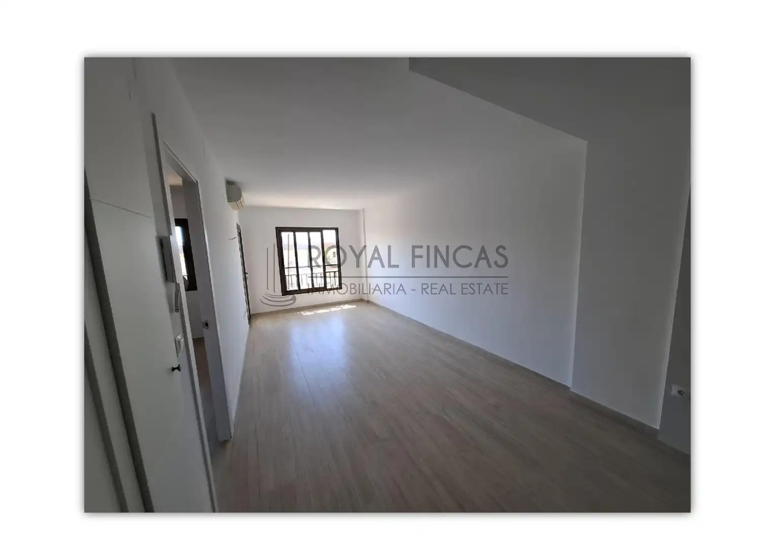 Apartment mit Pool zum Verkauf in Paseo Marítimo Rey de España 81, imagen 4