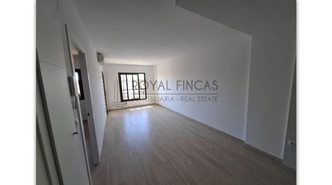 Foto 4 de Apartamento en venta en Paseo Marítimo Rey de España, 81, Playa de los Boliches, Fuengirola