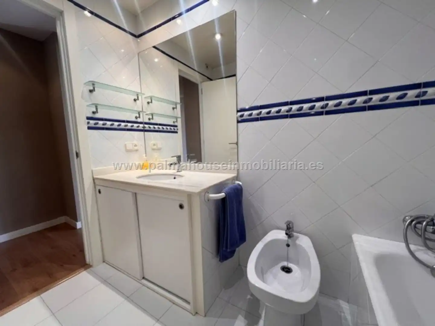 Baño de Piso en venta en  Palma de Mallorca con Aire acondicionado, Parquet y Terraza