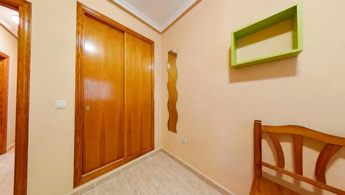 Casa adosada en venta en Santa Pola con Jardín privado, Terraza y Piscina