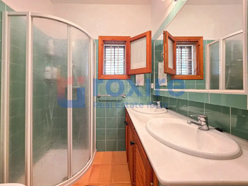 Bathroom of Houses for rent in Sant Josep de sa Talaia  with Air Conditioner, Private garden and Terrace