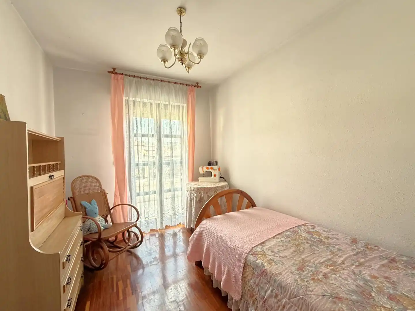 Dormitori de Àtic en venda en Lasarte-Oria amb Calefacció, Parquet i Terrassa
