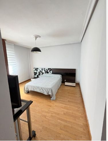 Habitación de Piso de alquiler en Puertollano con Aire acondicionado, Amueblado y Horno