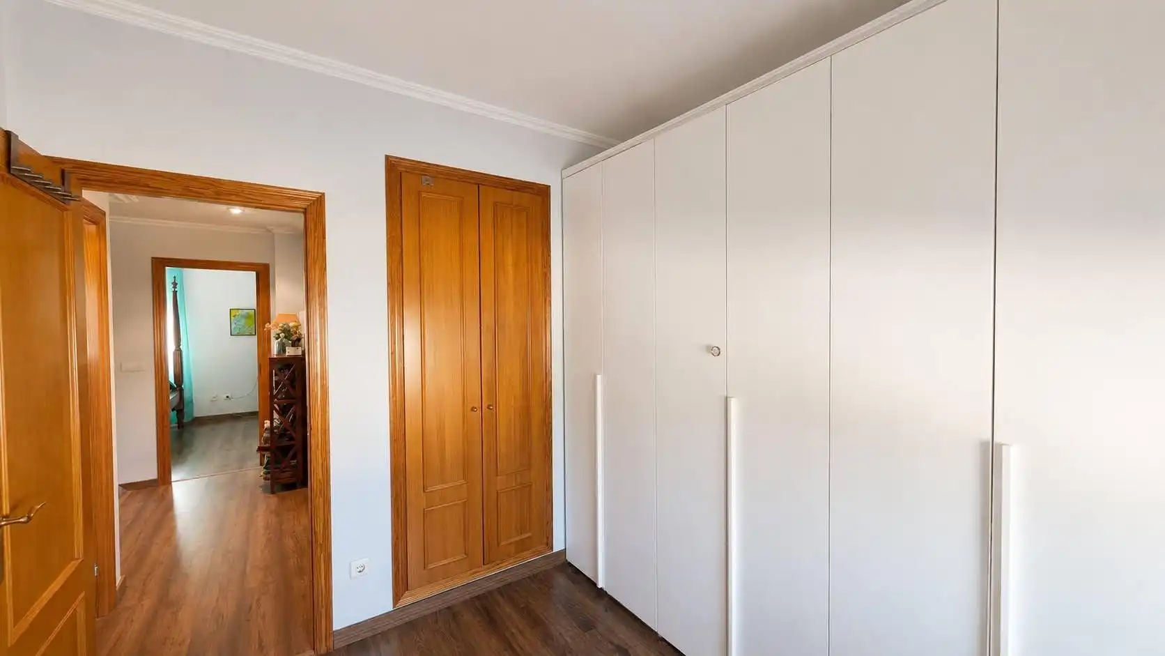 Einfamilien-Reihenhaus zum Verkauf in Puçol mit Privatgarten und Gemeinschaftspool