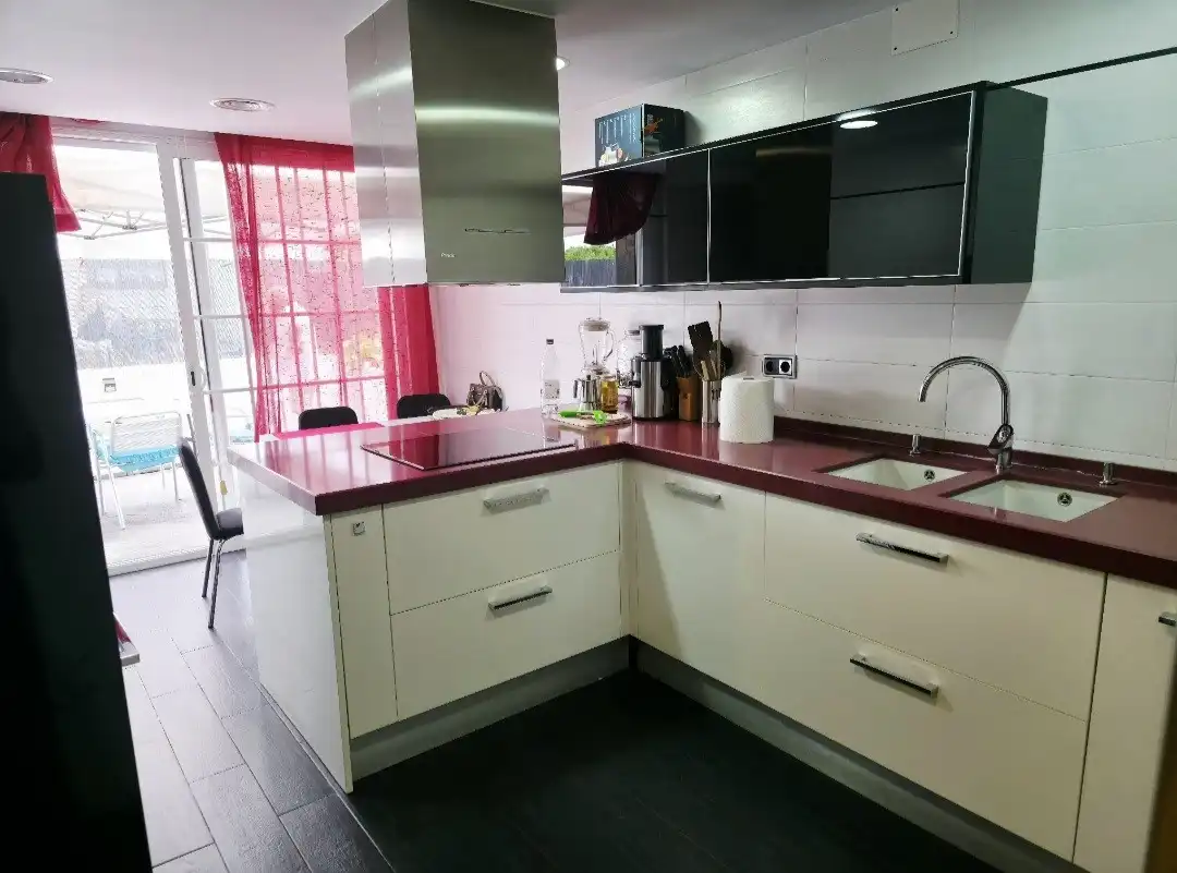 Kitchen of Houses for sale in Sant Fost de Campsentelles  with Air Conditioner, Heating and Private garden