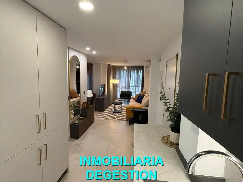 Vista exterior de Piso de alquiler en Linares con Aire acondicionado, Calefacción y Amueblado