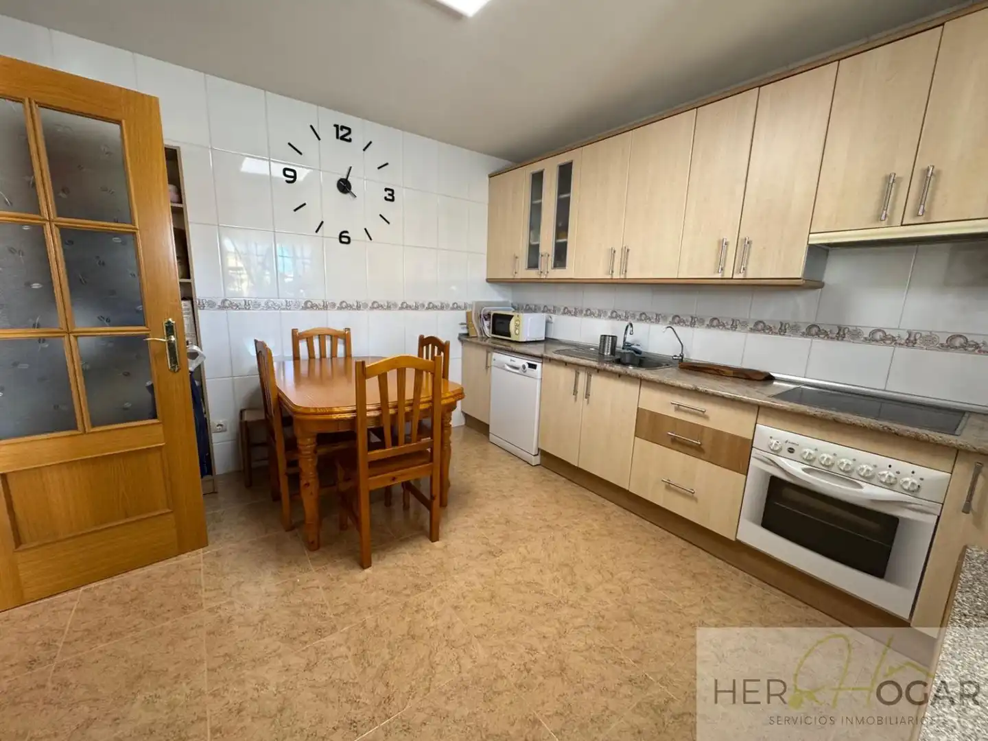 Cocina de Casa o chalet en venta en Burguillos de Toledo con Aire acondicionado, Calefacción y Jardín privado