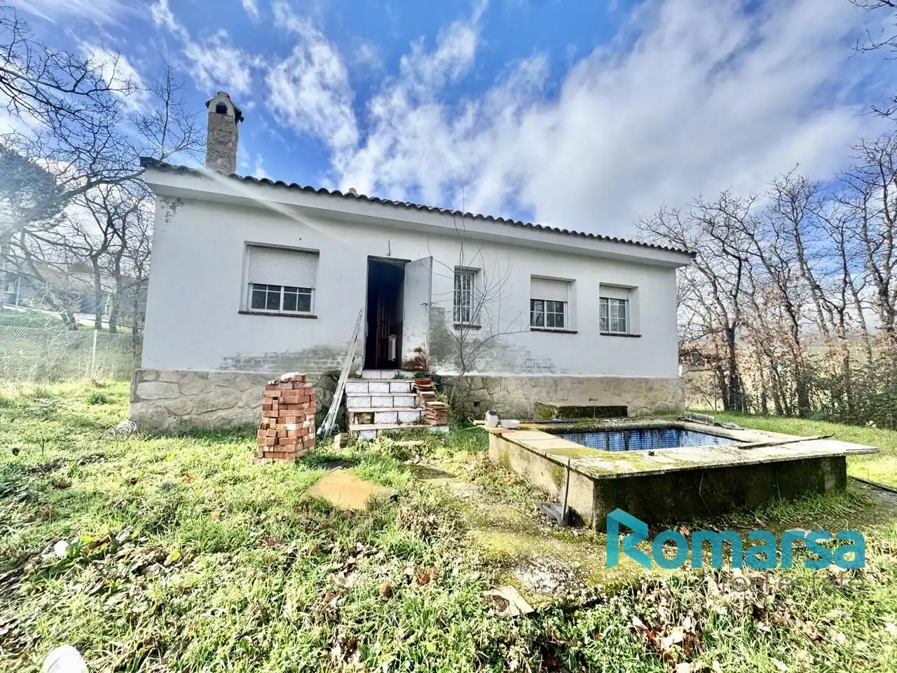 Vista exterior de Casa o chalet en venta en Navahondilla con Calefacción, Jardín privado y Trastero