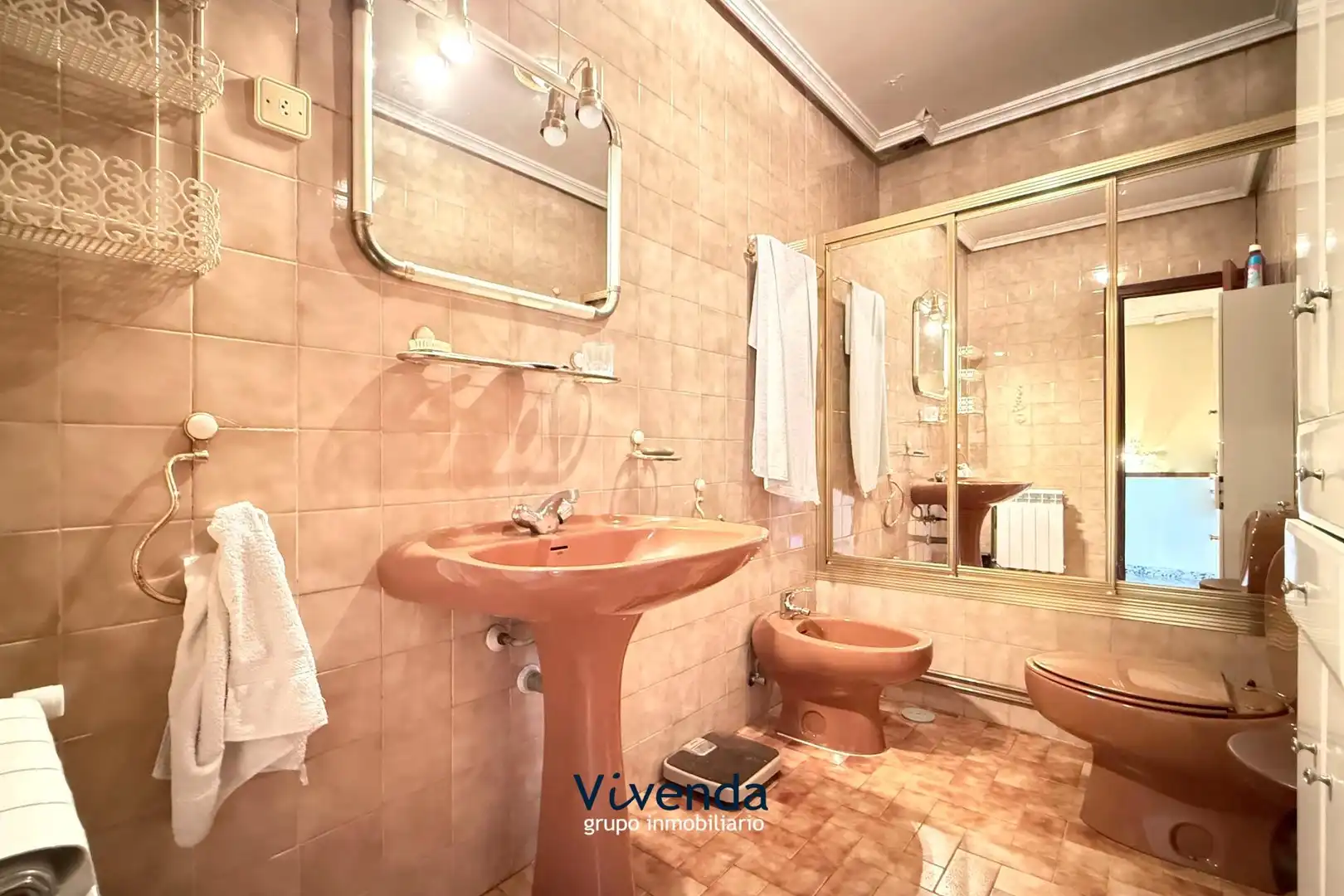 Baño de Casa adosada en venta en Humanes de Madrid con Calefacción, Jardín privado y Terraza