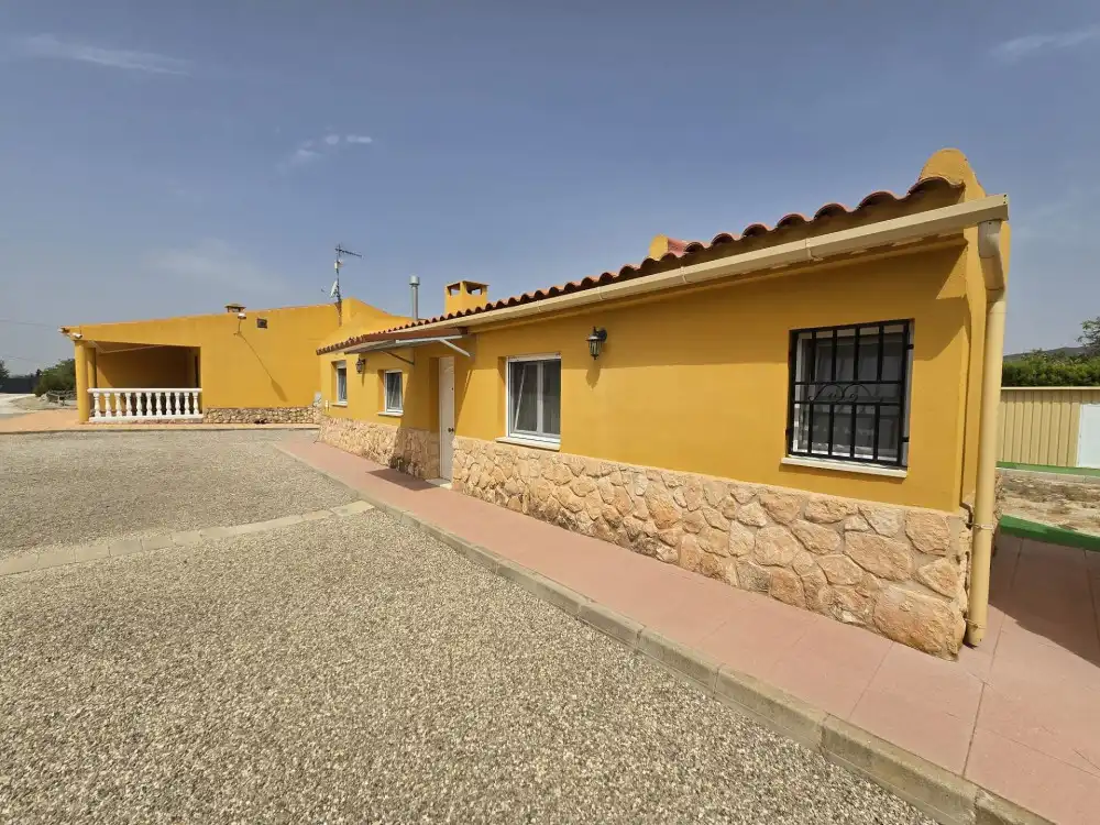 Vista exterior de Casa o xalet en venda en Villena