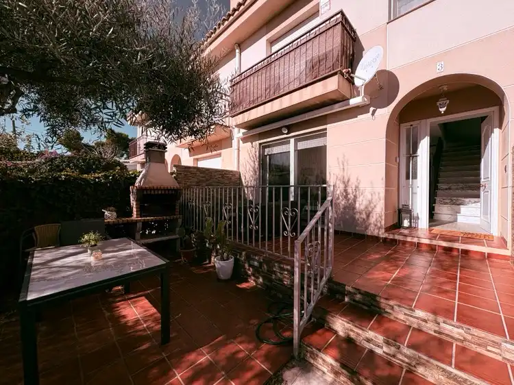Maison mitoyenne avec piscine à vendre à Miami Platja, imagen 2