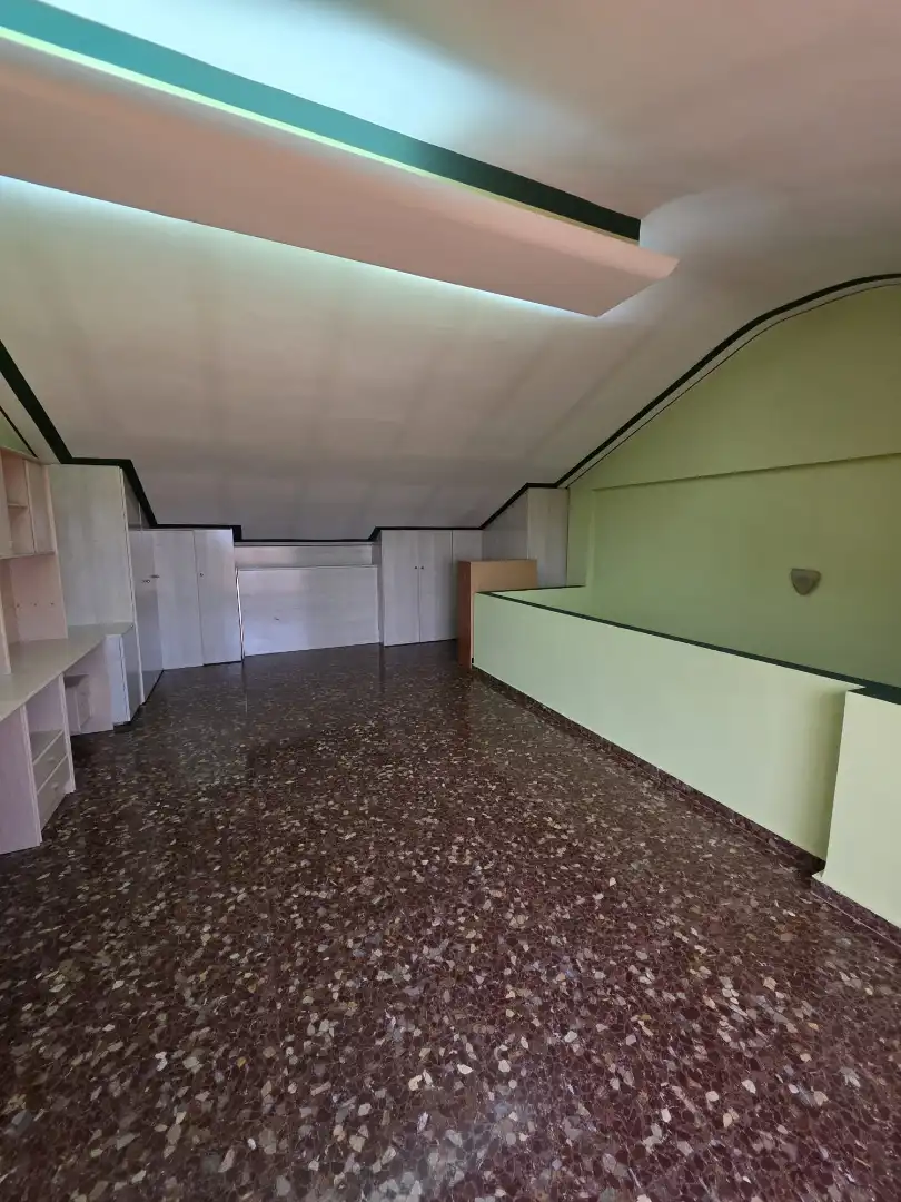 Casa adosada en venta en Valencia con Aire acondicionado, Terraza y Trastero