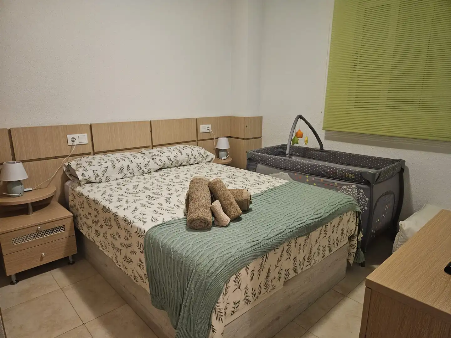 Habitación de Apartamento de alquiler en Cabanes con Aire acondicionado, Calefacción y Terraza