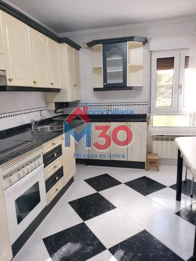 Piso en venta en Centro, imagen 2