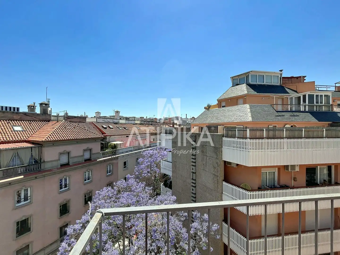 Außenansicht von Büro zum Verkauf in Barcelona mit Klimaanlage und Möbliert