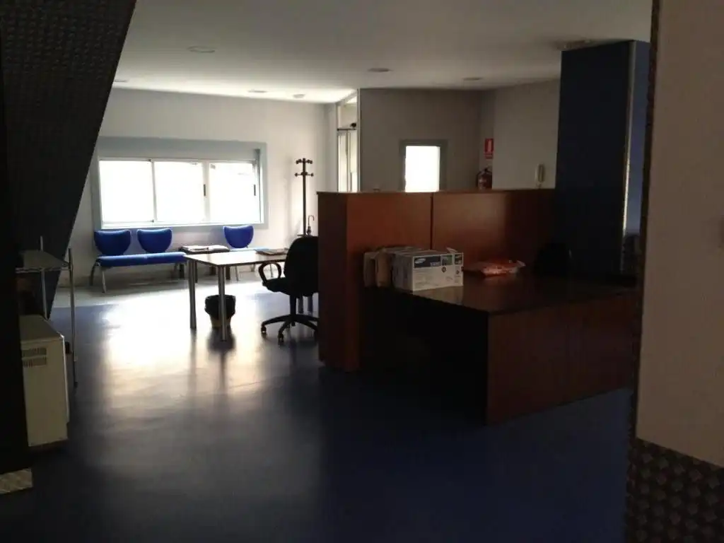 Local en venta en Rúa Emilio González López, Los Rosales