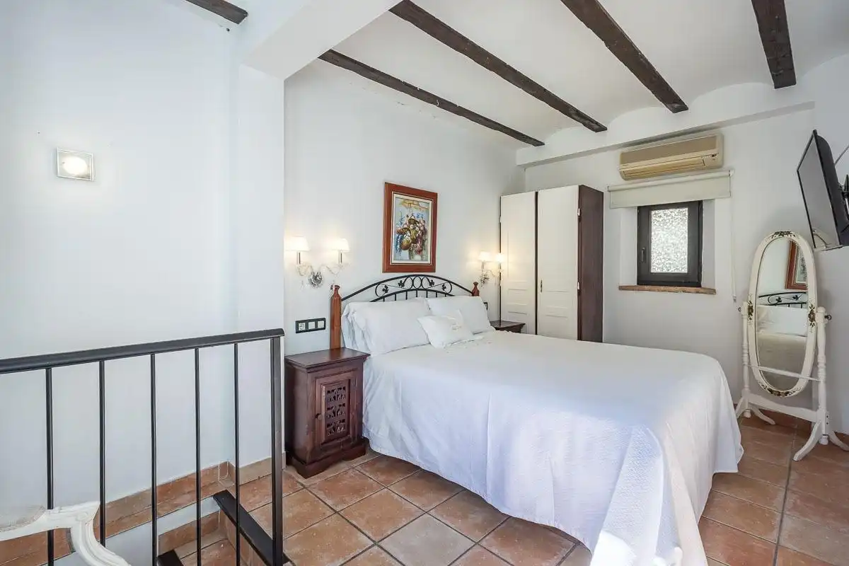 Schlafzimmer von Gebäude zur Miete in Granada
