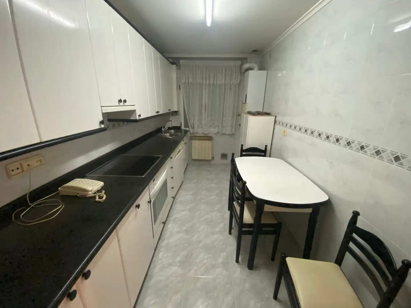 Cuina de Pis en venda en Burgos amb Calefacció, Parquet i Terrassa
