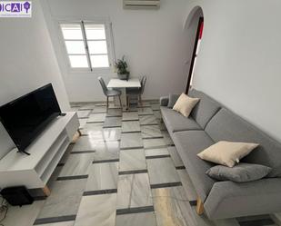 Living room of Flat to rent in  Cádiz Capital