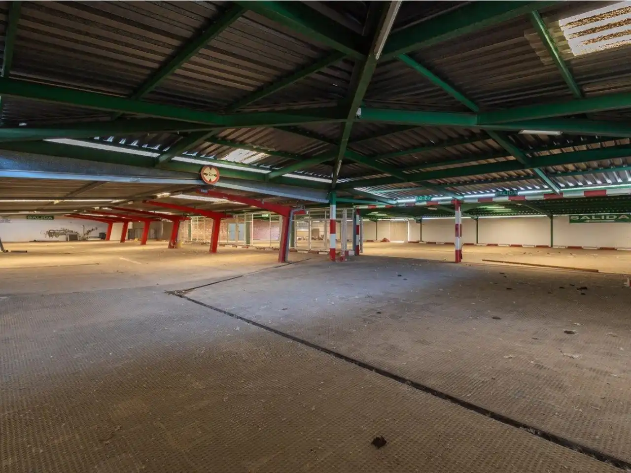 Parking de Finca rústica en venta en Algemesí con Aire acondicionado, Calefacción y Jardín privado