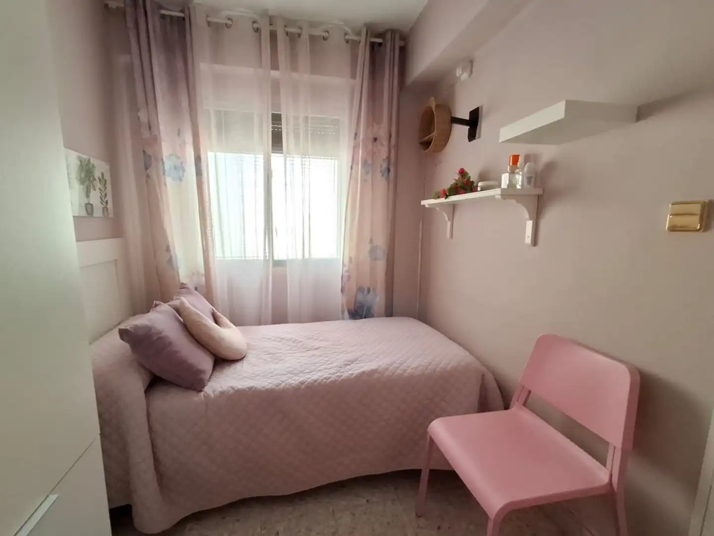 Schlafzimmer von Wohnung zum Verkauf in Cádiz