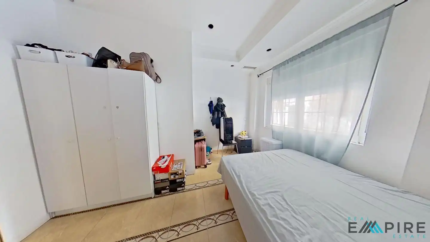 Ground floor for sale in Getafe  with Air Conditioner and Heating
