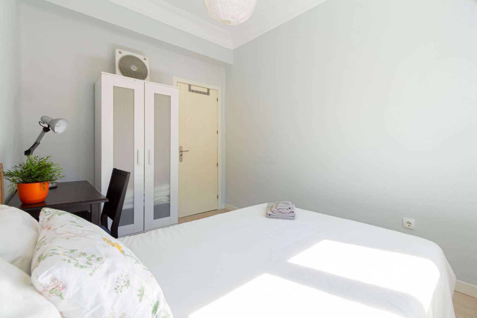 Flat to share in Prosperidad