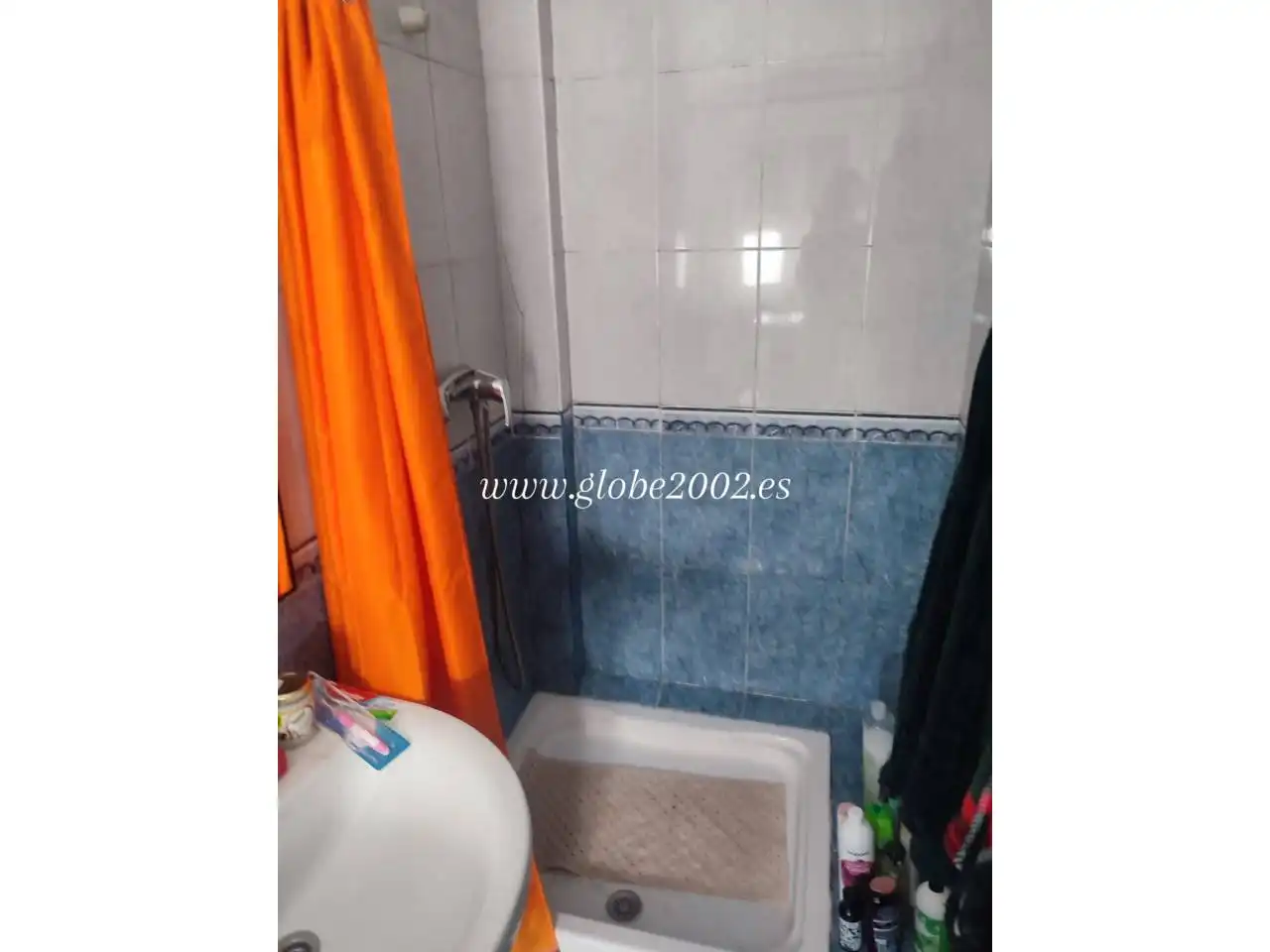 Baño de Estudio de alquiler en Cádiz con Amueblado y Balcón