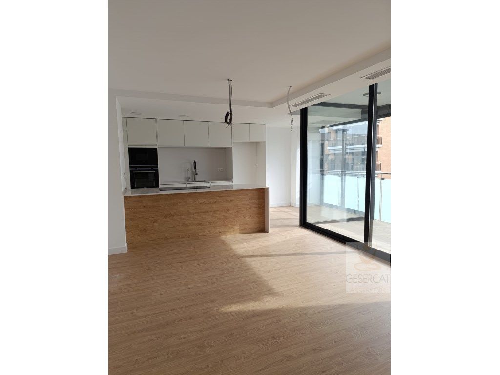 Wohnung zur Miete in Calle Benet Cortada, Volpelleres