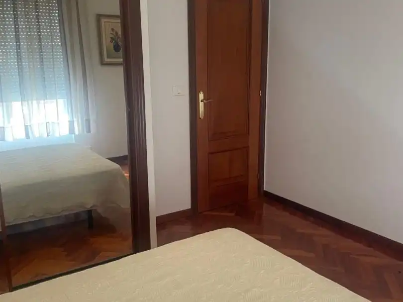 Schlafzimmer von Wohnung zur Miete in Noia