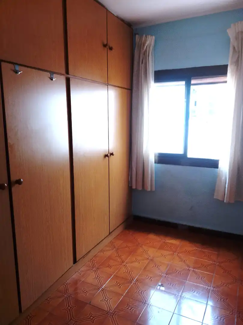Schlafzimmer von Wohnung zum Verkauf in L'Hospitalet de Llobregat mit Klimaanlage und Heizung