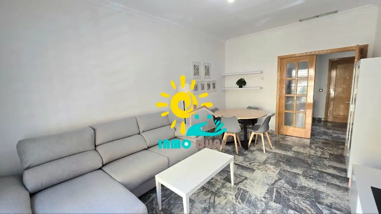 Sala d'estar de Apartament de lloguer en Badajoz amb Aire condicionat, Calefacció i Moblat