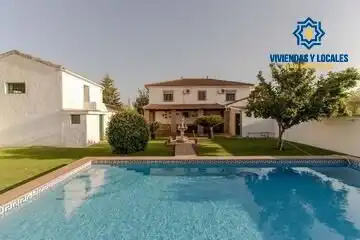 Casa amb piscina en venda a Moraleda de Zafayona