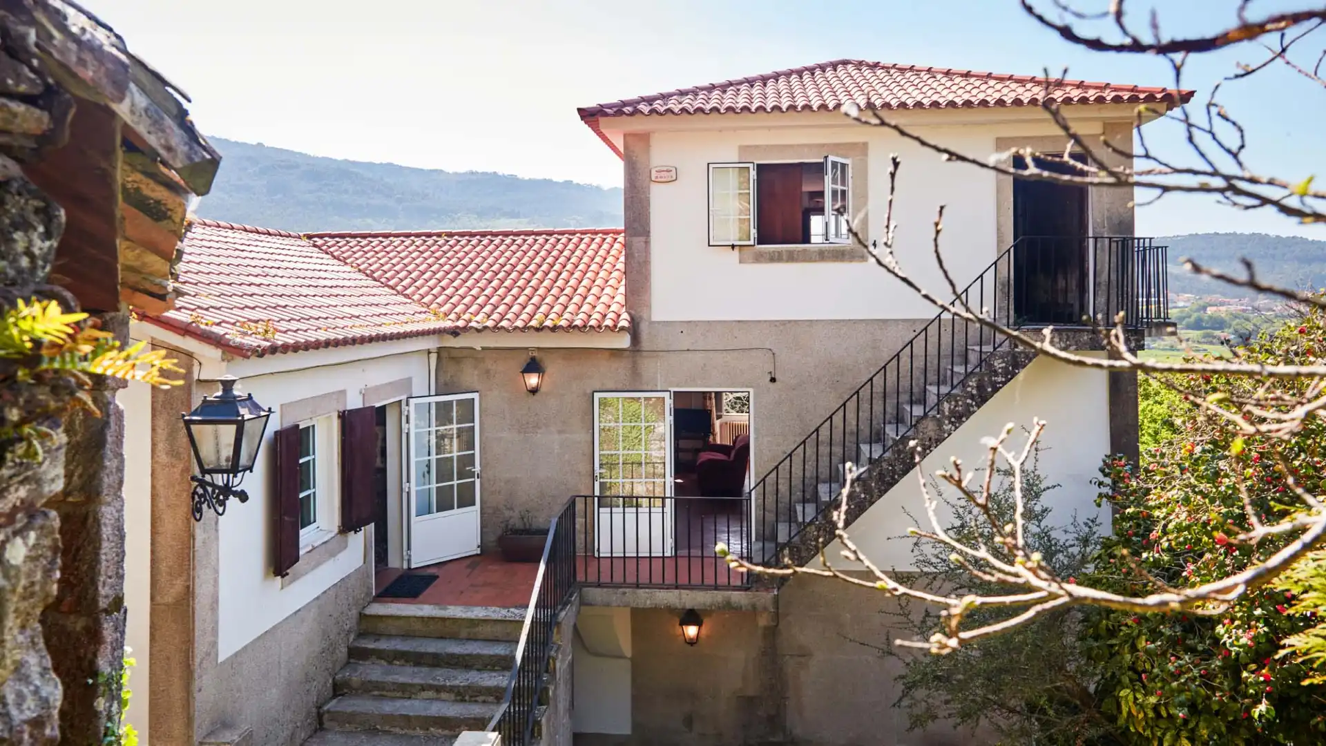 Casa amb piscina en venda a Guntín 1, imagen 2